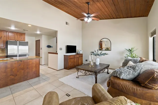 $489,400 | 508 Harbor Drive, Unit 5, Spicewood, TX 78669