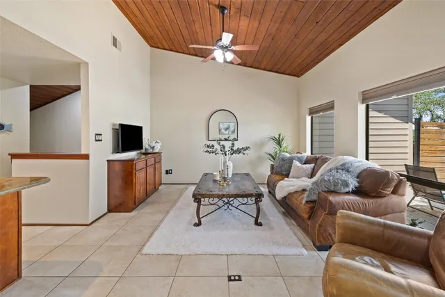 $489,400 | 508 Harbor Drive, Unit 5, Spicewood, TX 78669