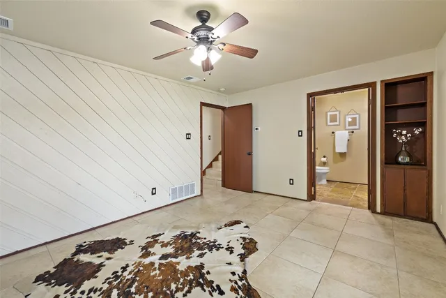 $489,400 | 508 Harbor Drive, Unit 5, Spicewood, TX 78669