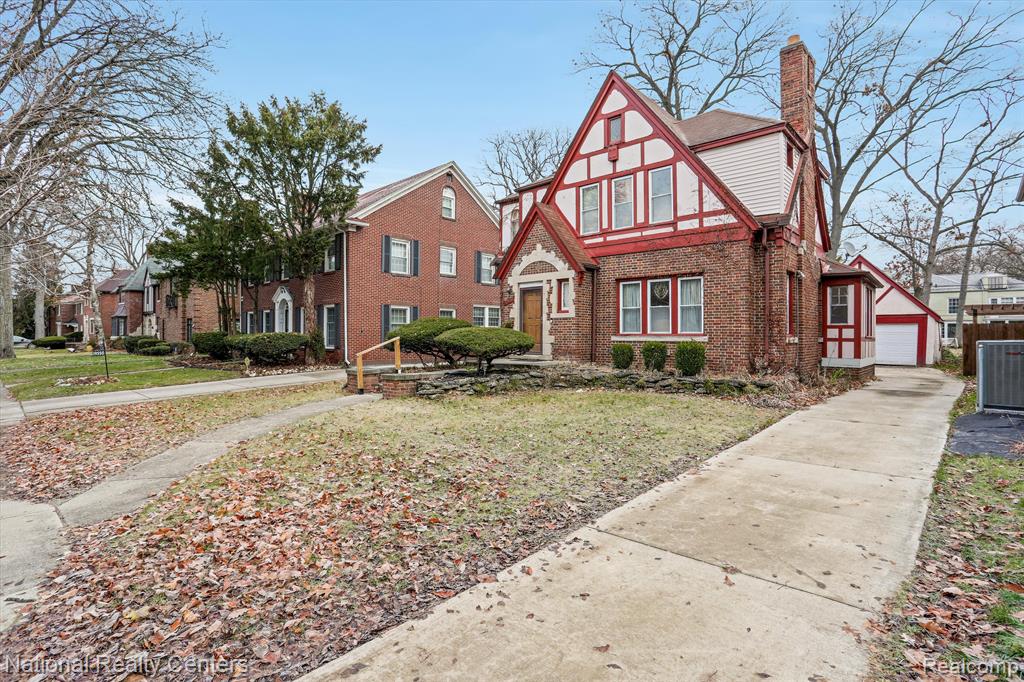 19540 Stratford Road Detroit, MI 48221 - Photo 4 of 31