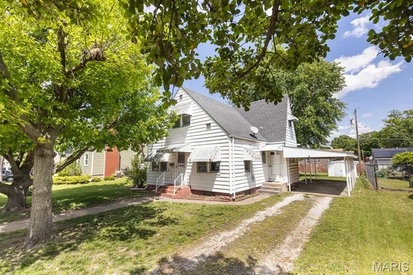 $122,000 | 509 Tipton Avenue, Wood River, IL 62095