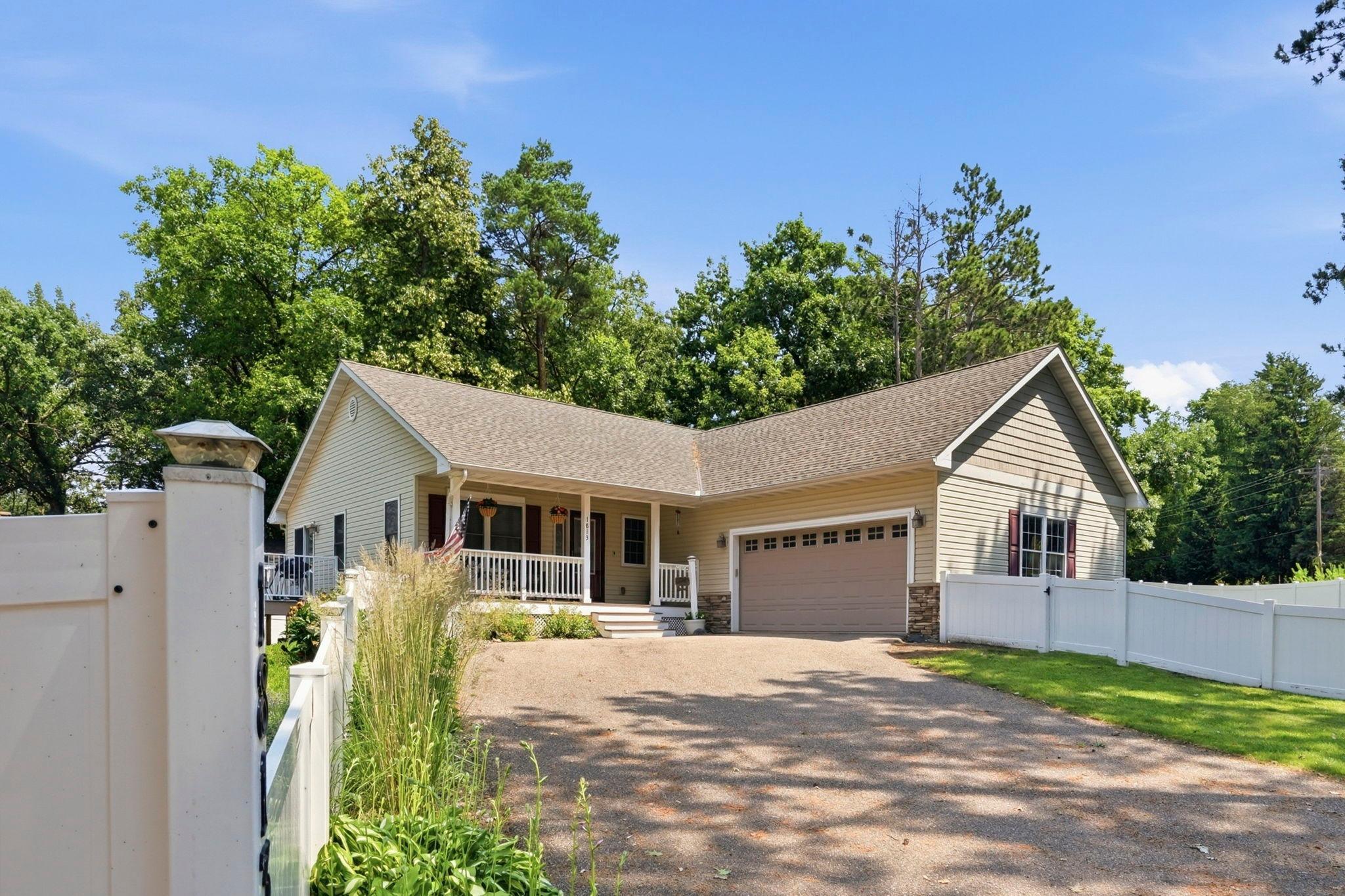 1813 Pulaski Road Buffalo, MN 55313 - Photo 7 of 38