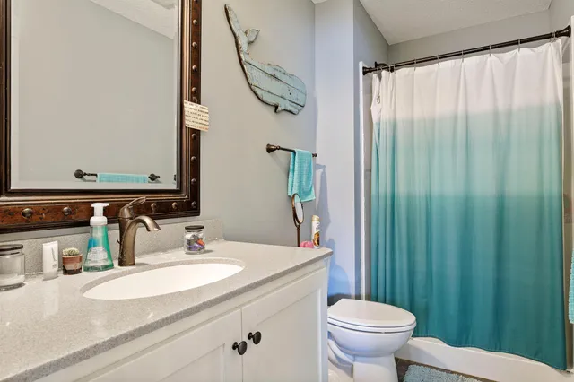 $639,900 | 6484 Killdeer Drive, Lino Lakes, MN 55014