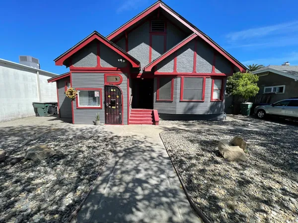 $498,500 | 512 12th Street, Modesto, CA 95354