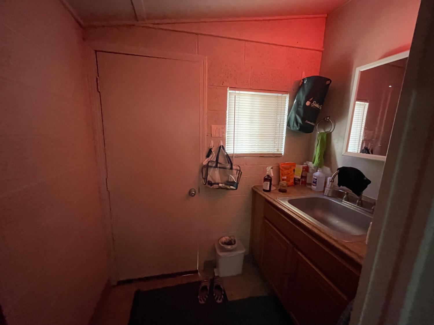 512 12th Street Modesto, CA 95354 - Photo 17 of 41