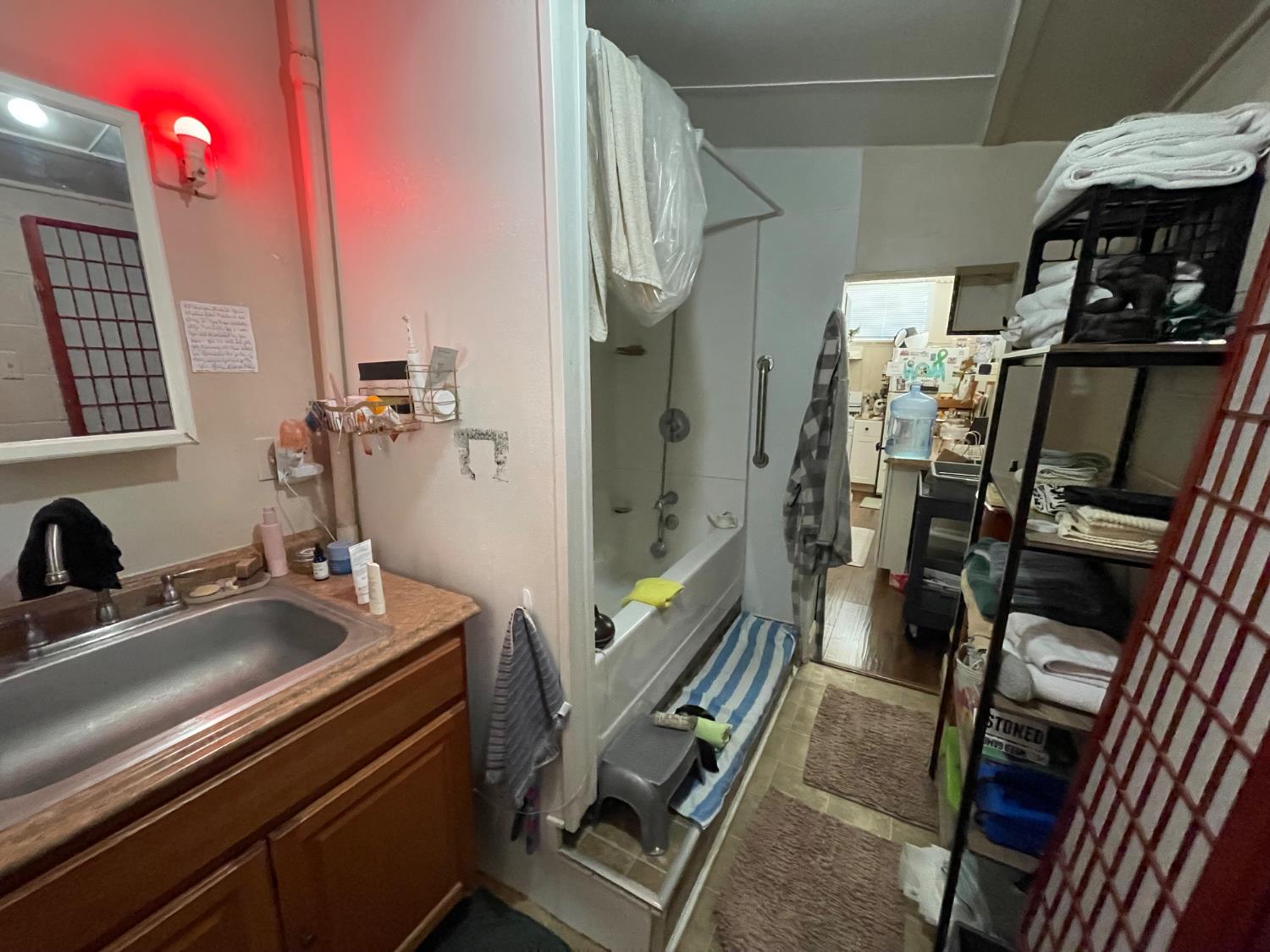 512 12th Street Modesto, CA 95354 - Photo 18 of 41