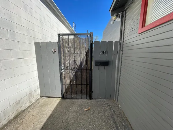 $498,500 | 512 12th Street, Modesto, CA 95354