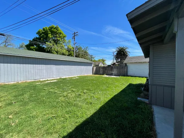 $498,500 | 512 12th Street, Modesto, CA 95354