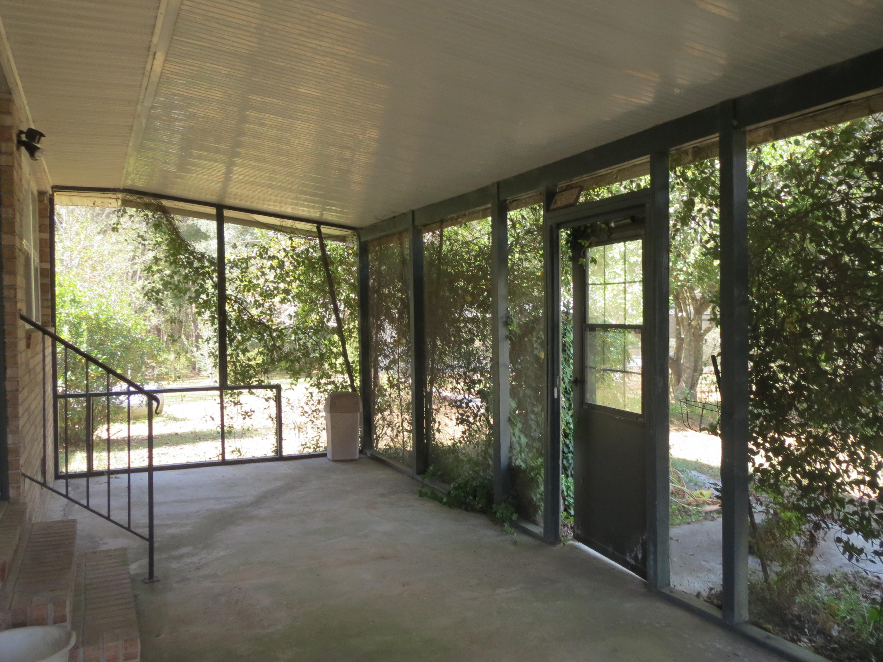 932 Tri County Road Graceville, FL 32440 - Photo 20 of 40