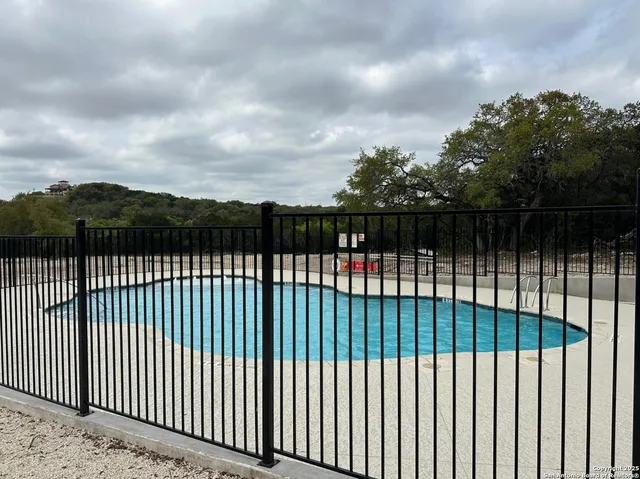 a view of a tennis court