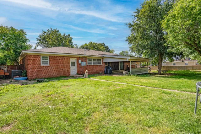 $199,000 | 2209 North Beech Lane, Pampa, TX 79065