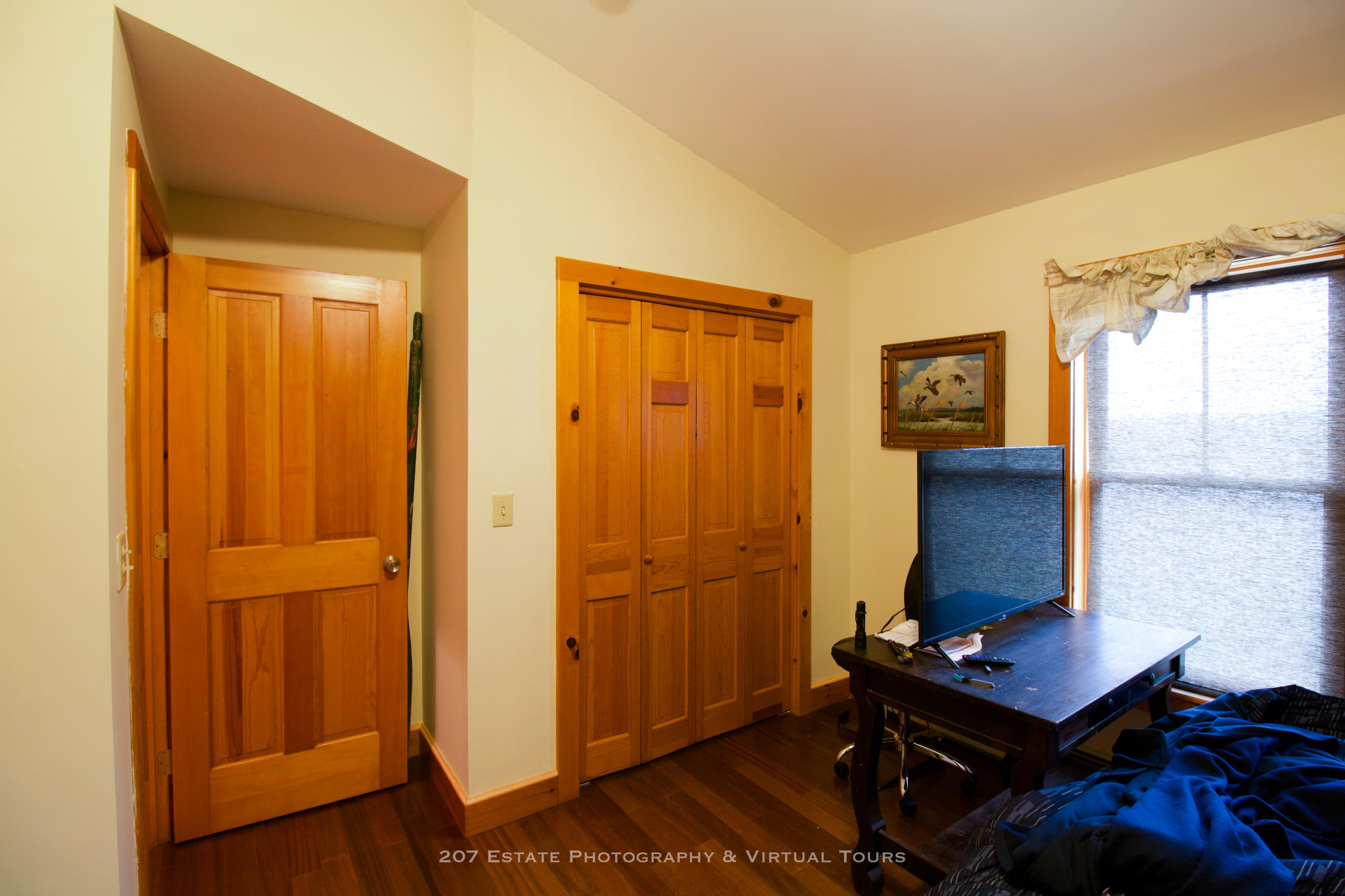 681 The Shore Road Castine, ME 04421 - Photo 18 of 37 681 The Shore Rd-16
