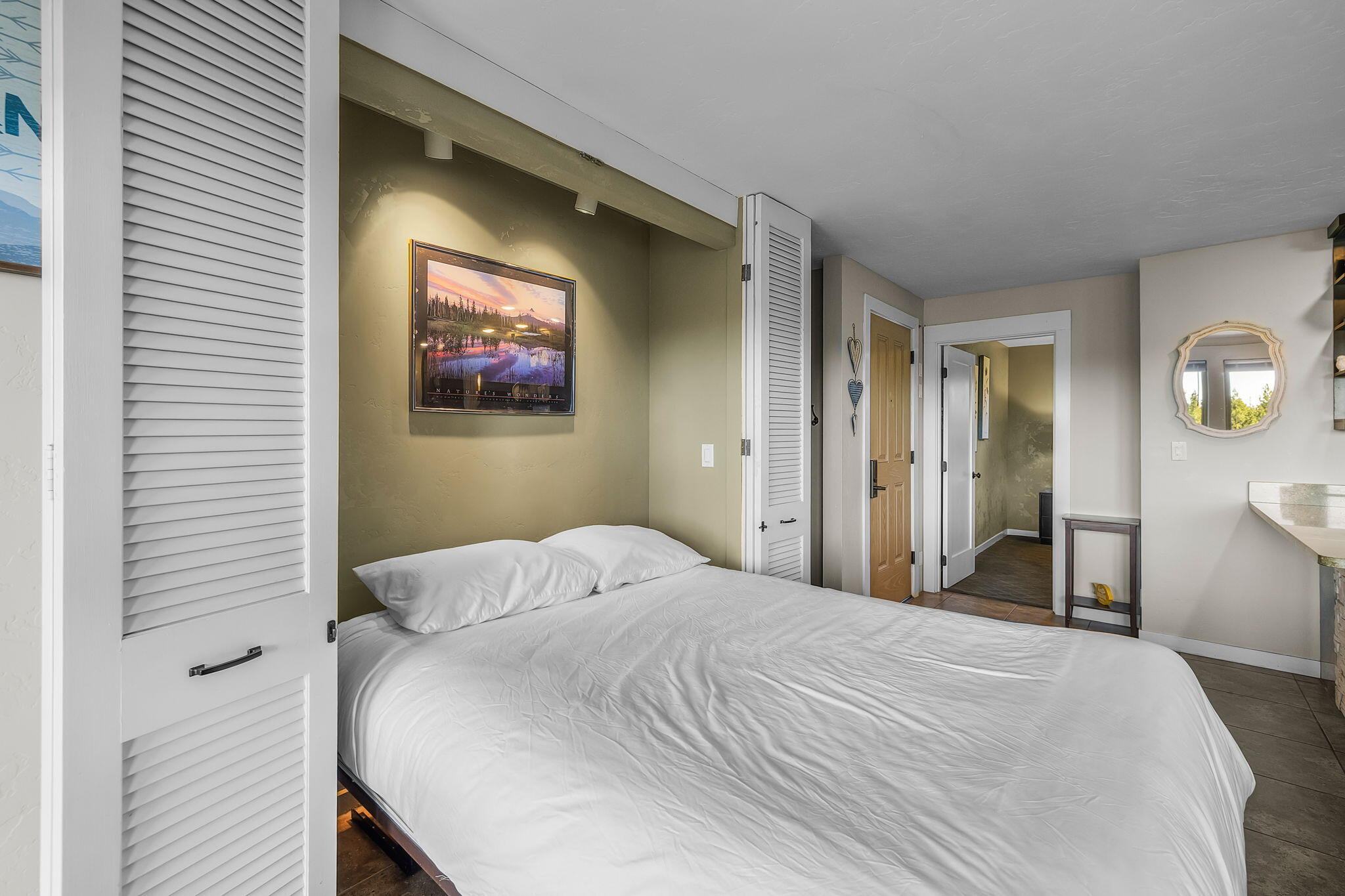 18575 Southwest Century Drive, Unit 531 Bend, OR 97702 - Photo 10 of 28 2028_08_19_18575_sw_century_dr_unti531-3
