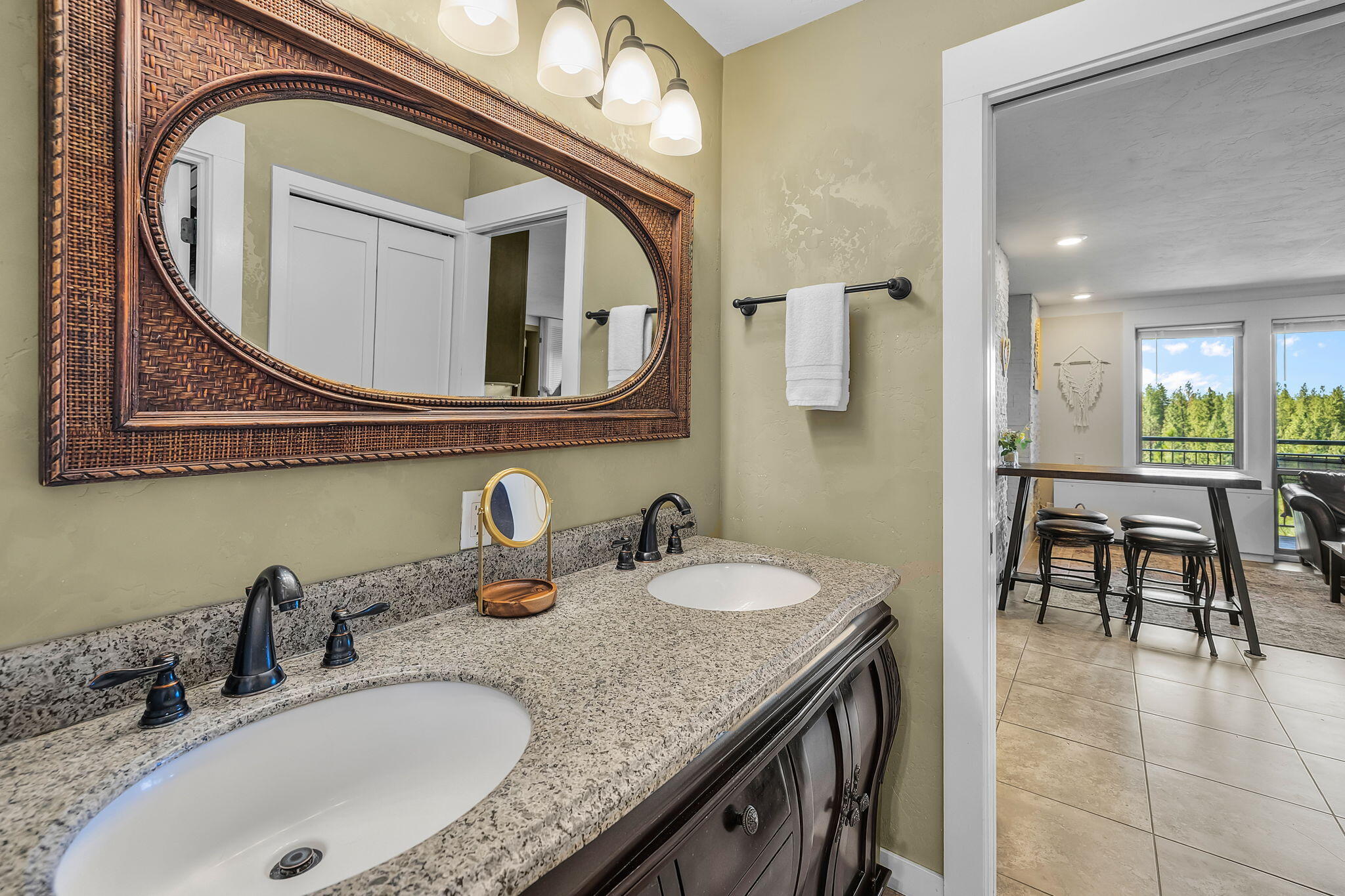 18575 Southwest Century Drive, Unit 531 Bend, OR 97702 - Photo 13 of 28 2028_08_19_18575_sw_century_dr_unti531-2