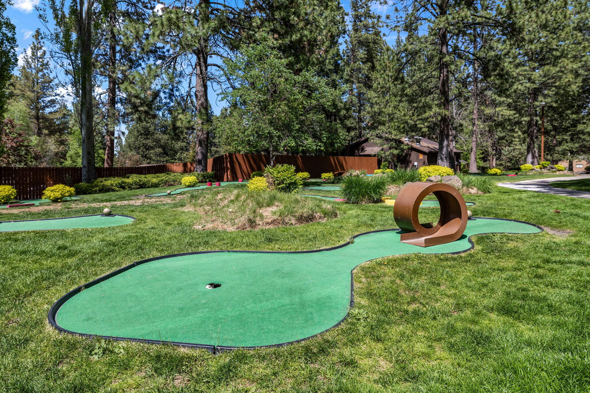 18575 Southwest Century Drive, Unit 531 Bend, OR 97702 - Photo 26 of 28 Mini golf
