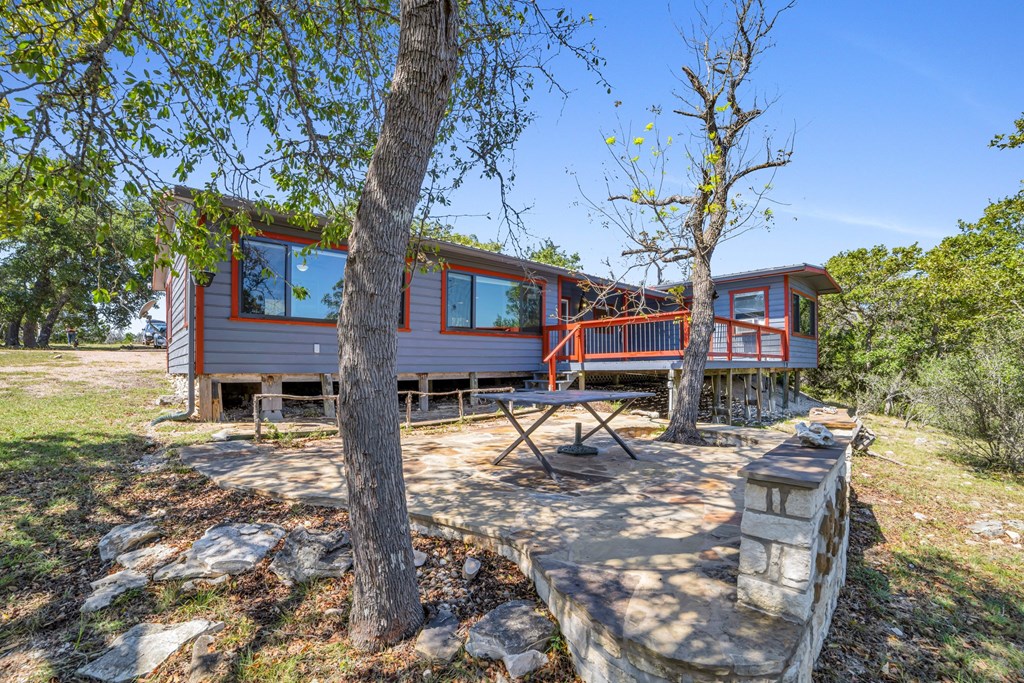 117 Ancient Coast Road Fredericksburg, TX 78624 - Photo 15 of 24
