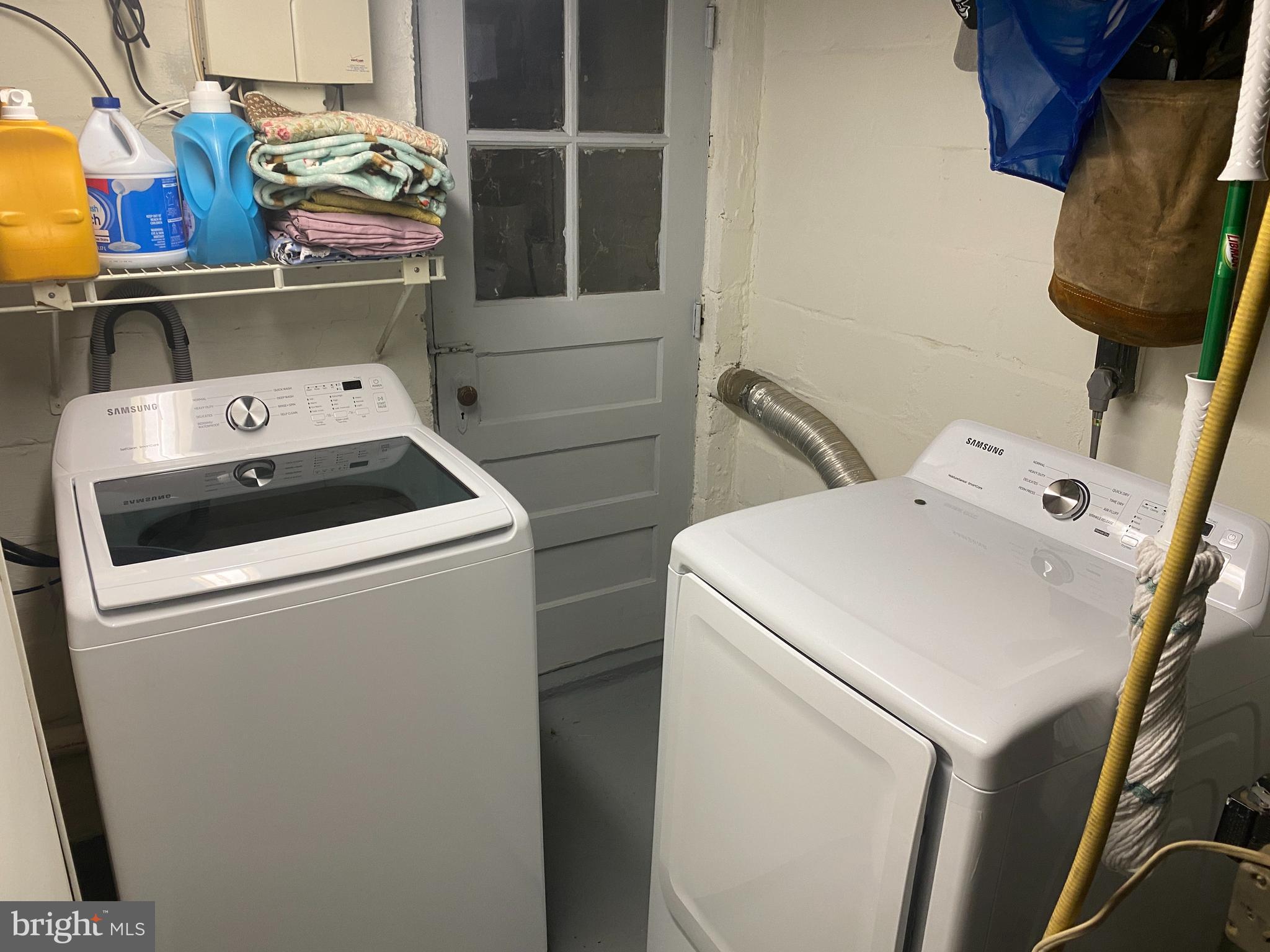 409 Old Riverside Road Brooklyn, MD 21225 - Photo 20 of 34 Laundry w/Brand new W/D, Emergency Exit to Rear