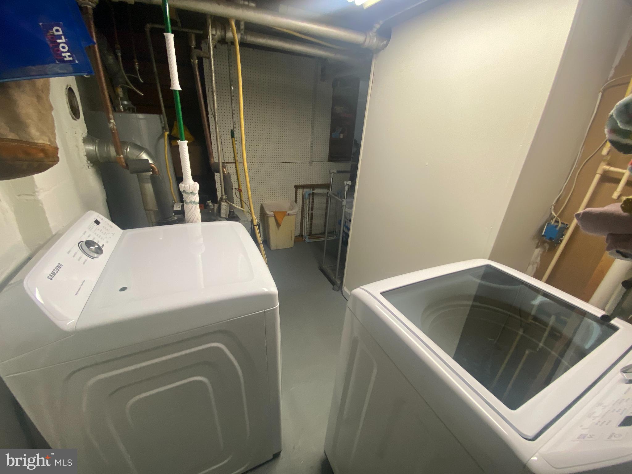 409 Old Riverside Road Brooklyn, MD 21225 - Photo 21 of 34 Laundry Alt. View