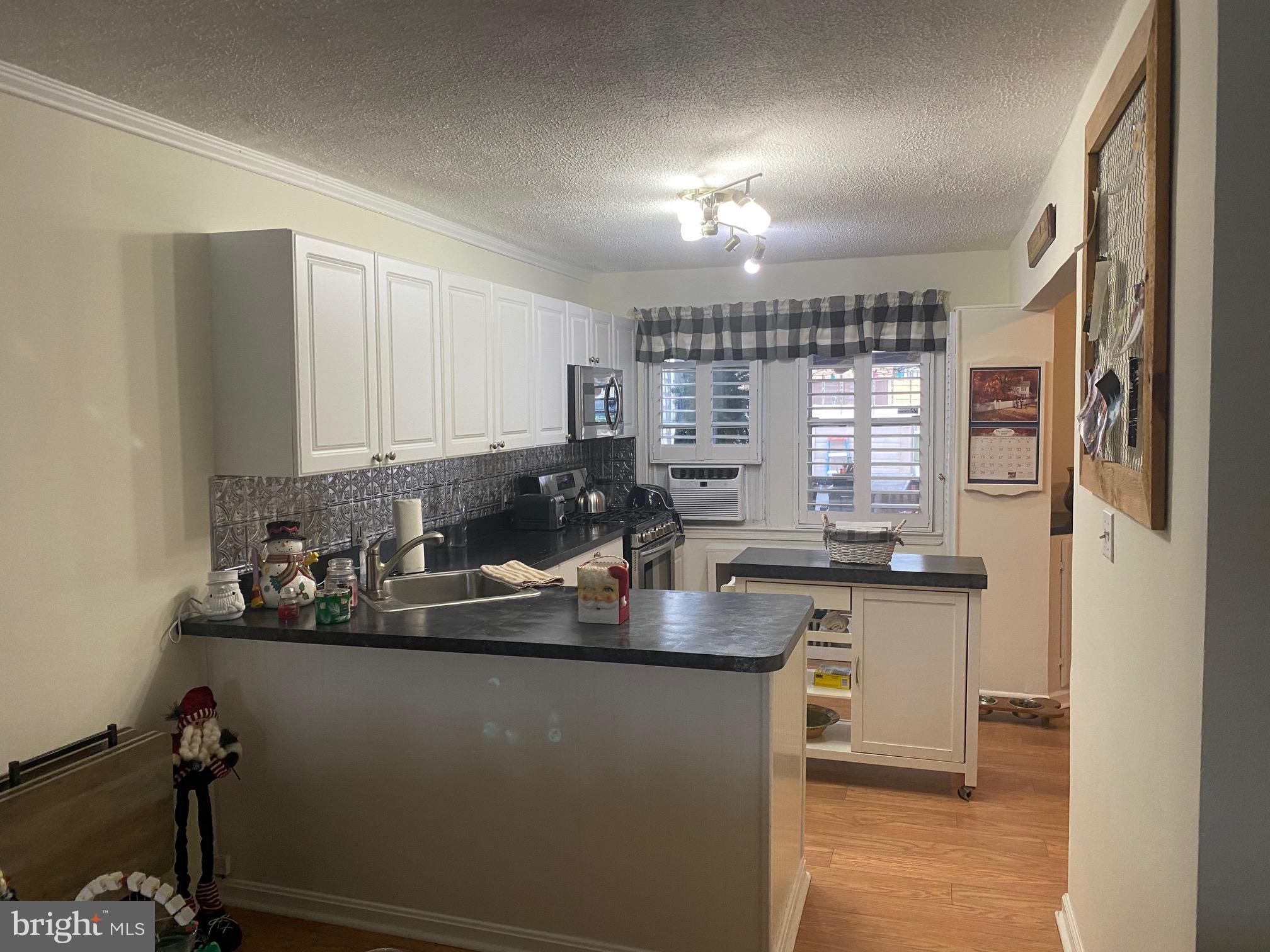409 Old Riverside Road Brooklyn, MD 21225 - Photo 3 of 34 New Kitchen w/Stainless Appliances