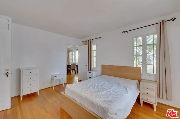 $6,250 | 10870 Wellworth Avenue, Los Angeles, CA 90024