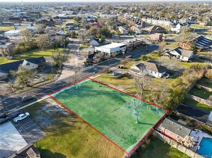 $159,900 | 112 Dr Michael Debakey Drive, Lake Charles, LA 70601