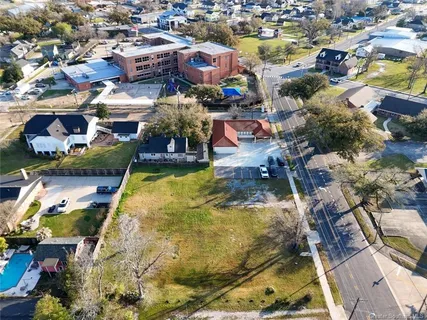 $159,900 | 112 Dr Michael Debakey Drive, Lake Charles, LA 70601