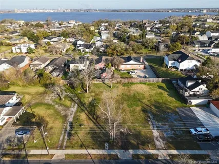 $159,900 | 112 Dr Michael Debakey Drive, Lake Charles, LA 70601