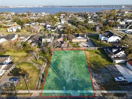 $159,900 | 112 Dr Michael Debakey Drive, Lake Charles, LA 70601