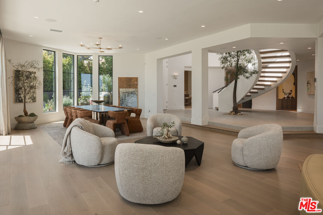 1122 La Altura Road Beverly Hills, CA 90210 - Photo 7 of 44