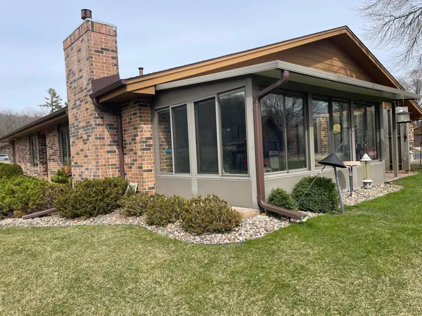 $420,000 | 2241 Baihly Lane Southwest, Rochester, MN 55902