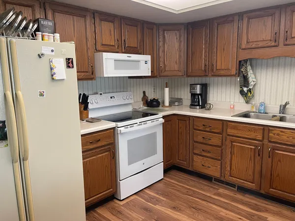 $420,000 | 2241 Baihly Lane Southwest, Rochester, MN 55902