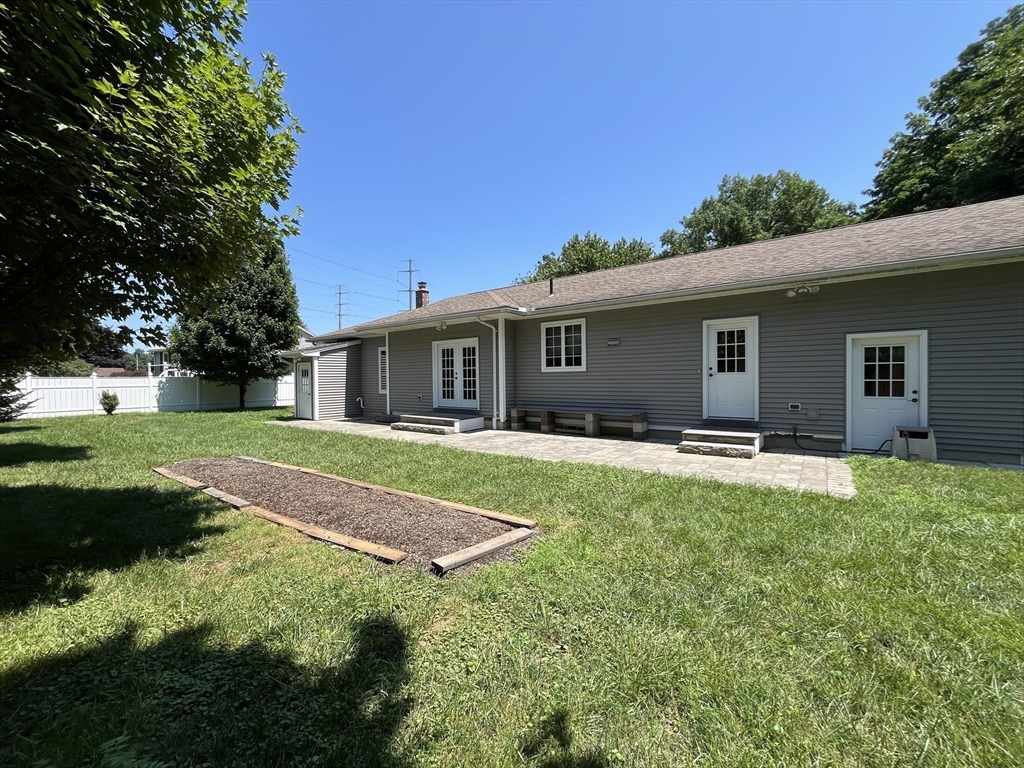 20 Gaspee Street Chicopee, MA 01013 - Photo 30 of 30