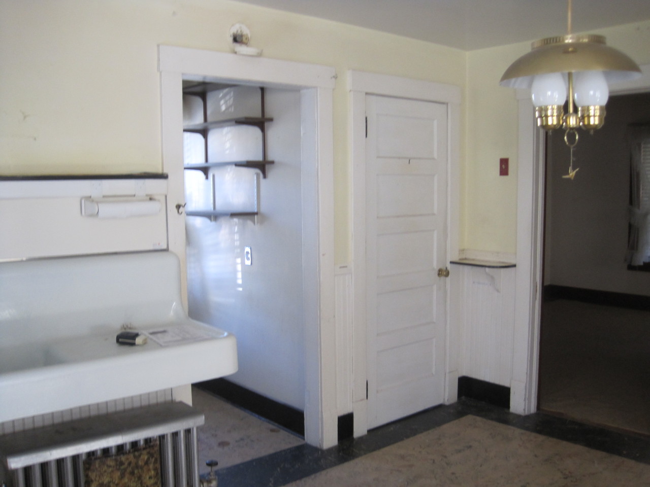 29 Harding Avenue Adams, MA 01220 - Photo 4 of 9 29 Harding Avenue