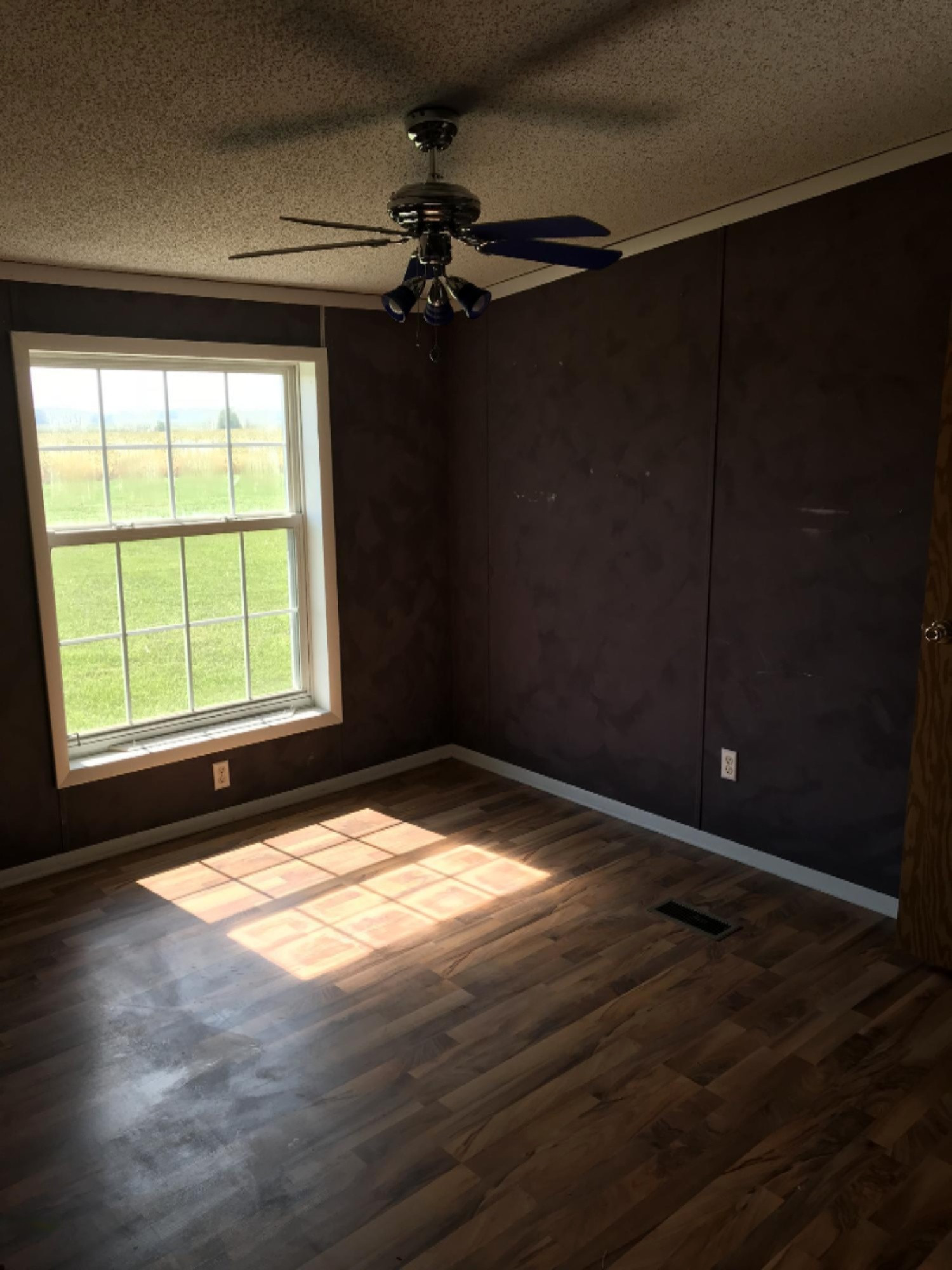 2460 Portland Road Portland, MI 48875 - Photo 13 of 25 073