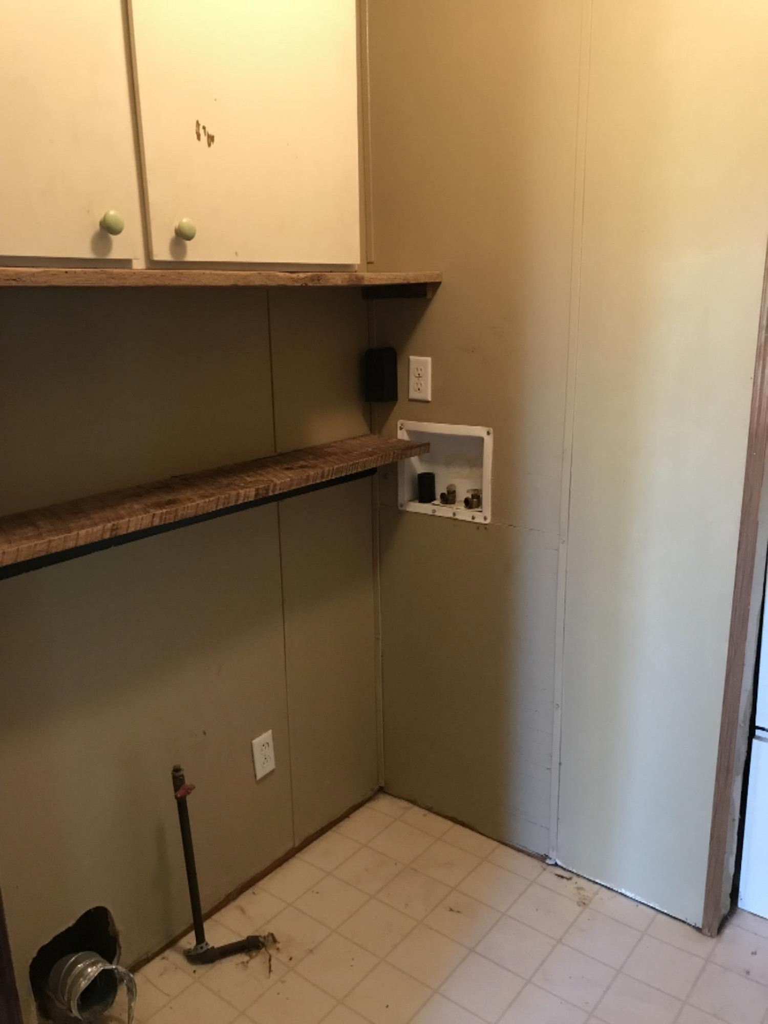 2460 Portland Road Portland, MI 48875 - Photo 6 of 25 066