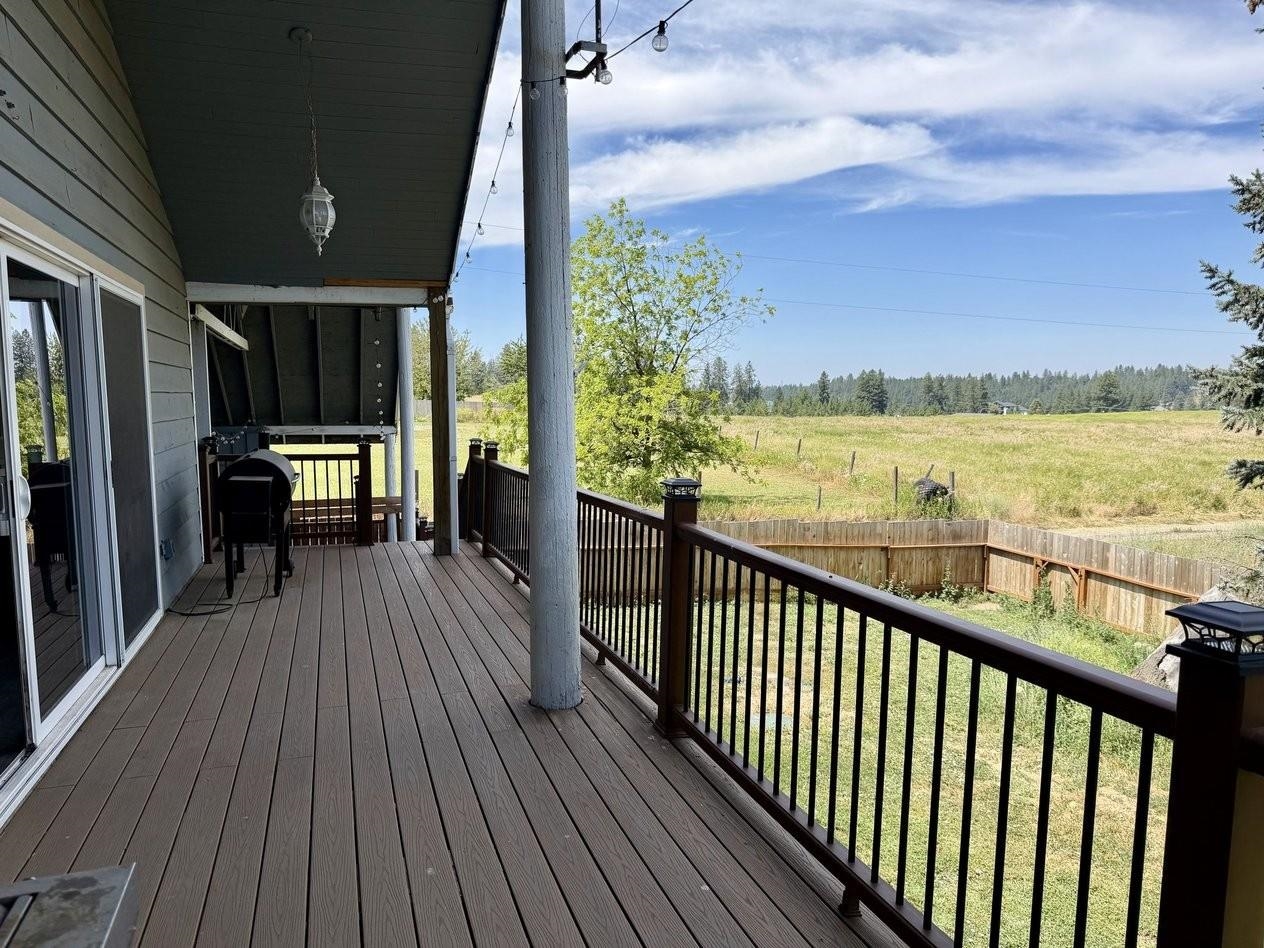7302 East Bigelow Gulch Road Spokane, WA 99217 - Photo 2 of 42 Gallery Image 2