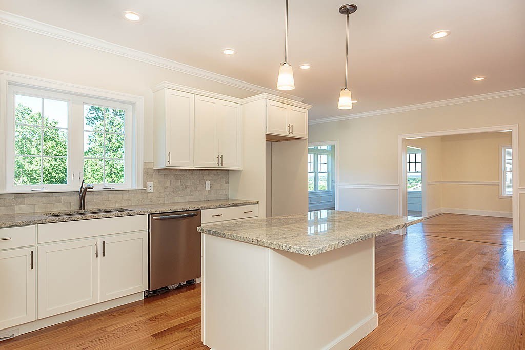 208 Catamount Road Tewksbury, MA 01876 - Photo 7 of 30 Gallery Image 7