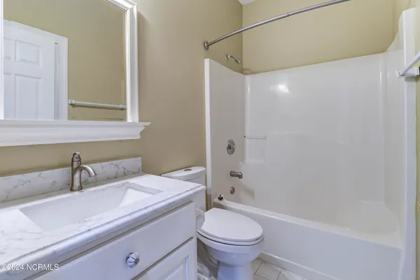 $3,700 | 3128 Braemar Lane, Wilmington, NC 28409