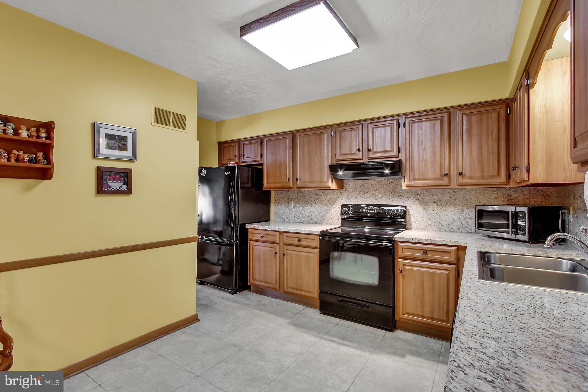 3611 Village Road Dover, PA 17315 - Photo 7 of 26 Gallery Image 7