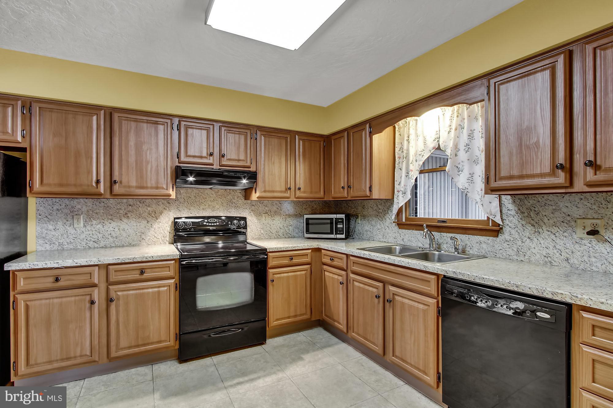 3611 Village Road Dover, PA 17315 - Photo 8 of 26 Gallery Image 8