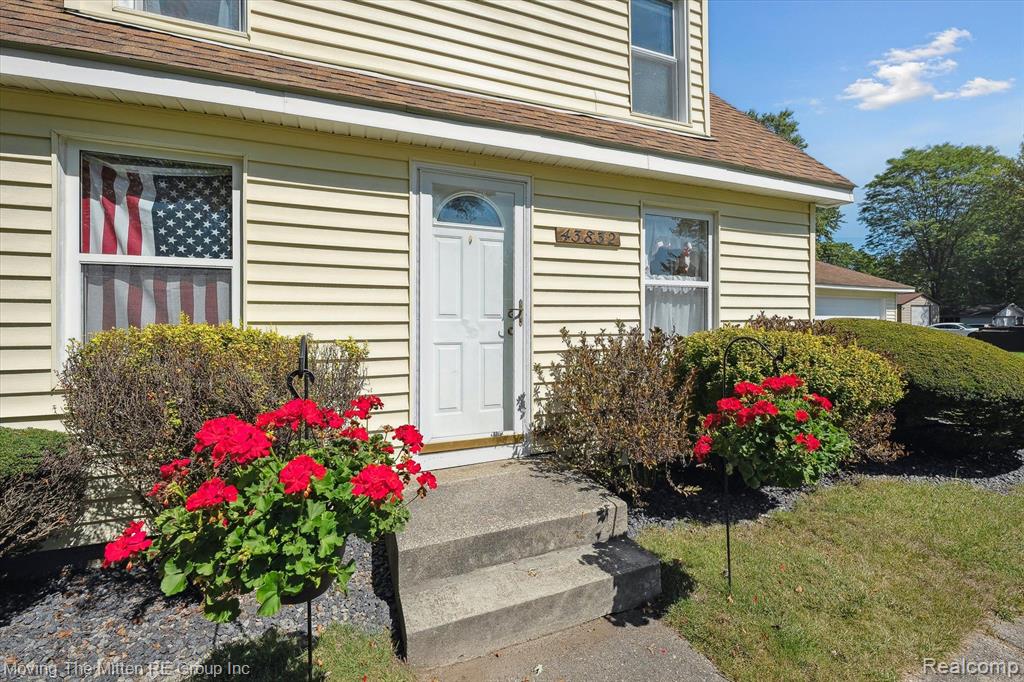 43832 Robson Road Belleville, MI 48111 - Photo 3 of 66 Gallery Image 3