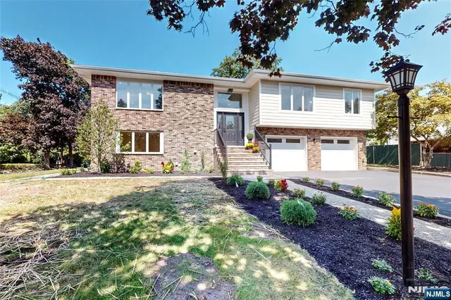 $1,399,000 | 133 Morristown Place, Paramus, NJ 07652