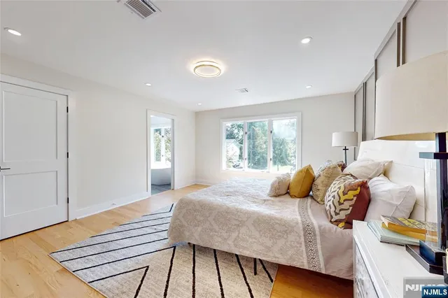 $1,399,000 | 133 Morristown Place, Paramus, NJ 07652