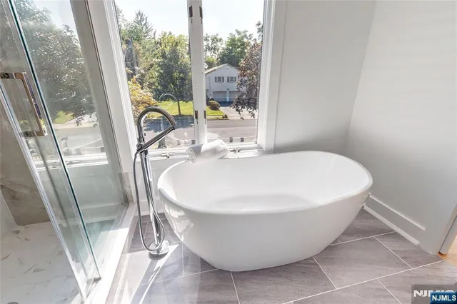 $1,399,000 | 133 Morristown Place, Paramus, NJ 07652