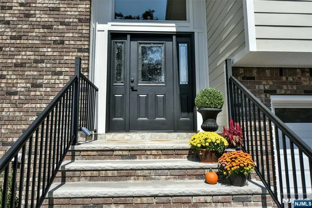 $1,399,000 | 133 Morristown Place, Paramus, NJ 07652