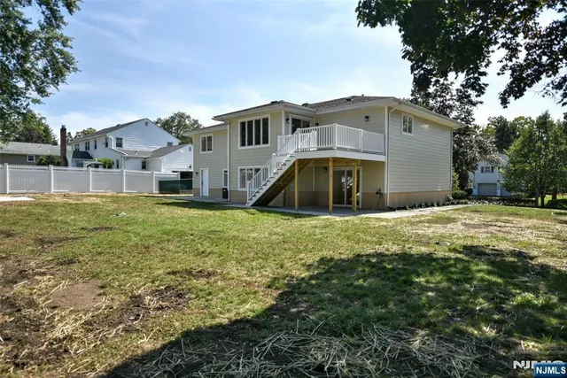 $1,399,000 | 133 Morristown Place, Paramus, NJ 07652