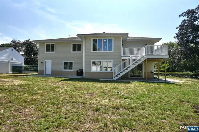 $1,399,000 | 133 Morristown Place, Paramus, NJ 07652