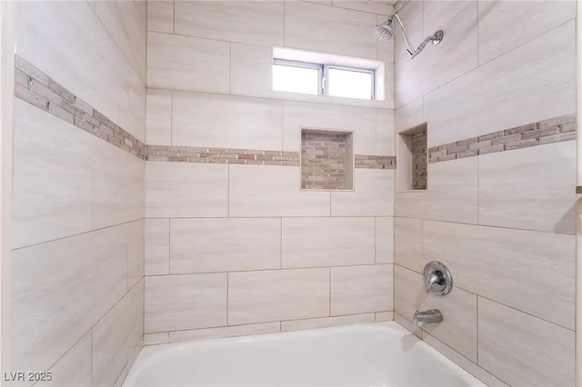 $2,695 | 6030 Spring Ranch Parkway, Las Vegas, NV 89118