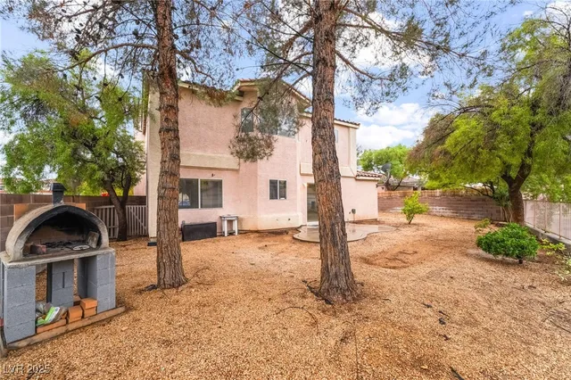 $2,695 | 6030 Spring Ranch Parkway, Las Vegas, NV 89118