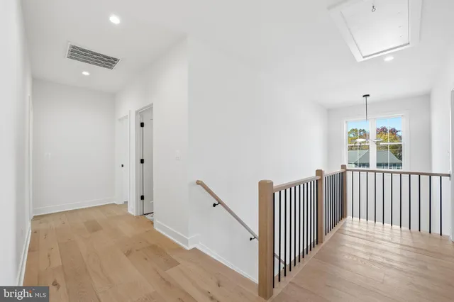 $2,275,000 | 612 Gibson Circle Southwest, Vienna, VA 22180